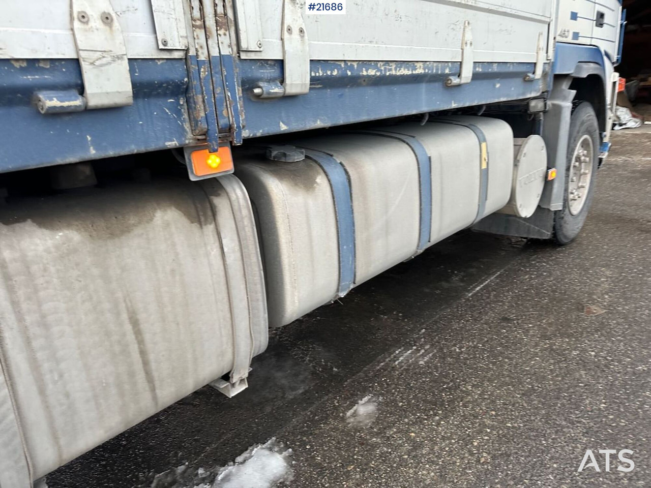 Kamion me vinç Volvo FM12 Globetrotter 6x4 kranbil m/ bak montert 18 t/m kran og vinsj. SE VIDEO: foto 10