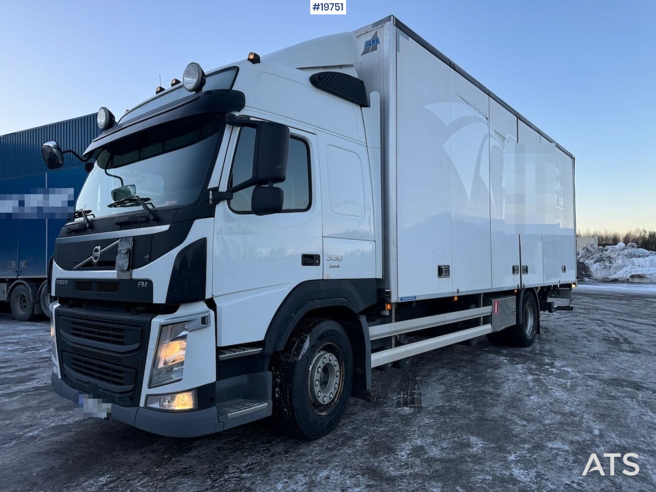 Volvo FM330 - Kamion vagonetë: foto 1 Volvo FM330 - Kamion vagonetë: foto 1