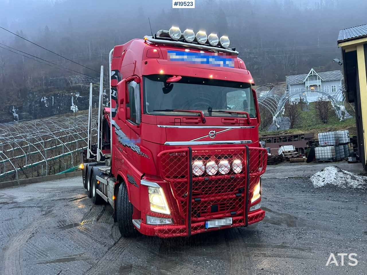 Volvo Fh540 8x4 Tømmerbil m/ 2016 M110L80 Palfinger krane og tømmerklype - Kamion për transport druri: foto 4 Volvo Fh540 8x4 Tømmerbil m/ 2016 M110L80 Palfinger krane og tømmerklype - Kamion për transport druri: foto 4