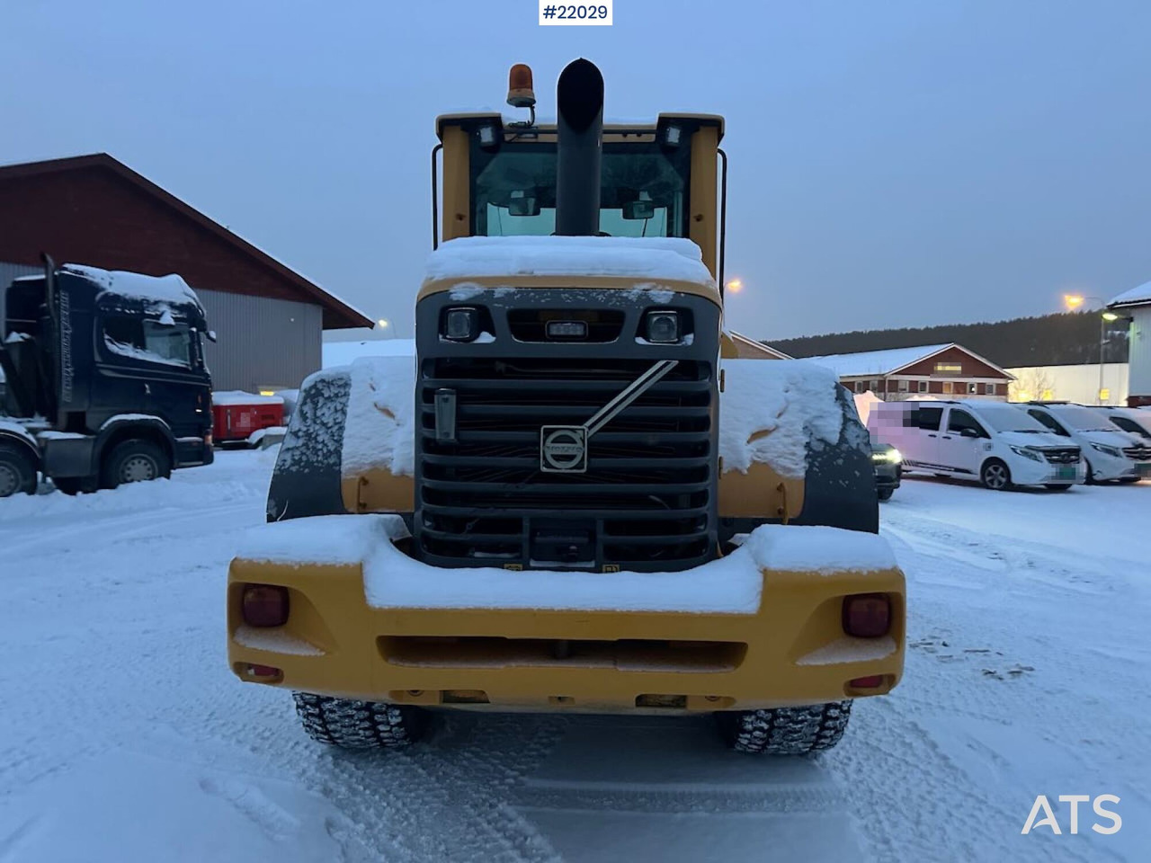 Volvo L70F hjullaster m/ vinter- og sommerdekk og planeringskuffe. En eier! Se video - Fadrom me goma: foto 5 Volvo L70F hjullaster m/ vinter- og sommerdekk og planeringskuffe. En eier! Se video - Fadrom me goma: foto 5