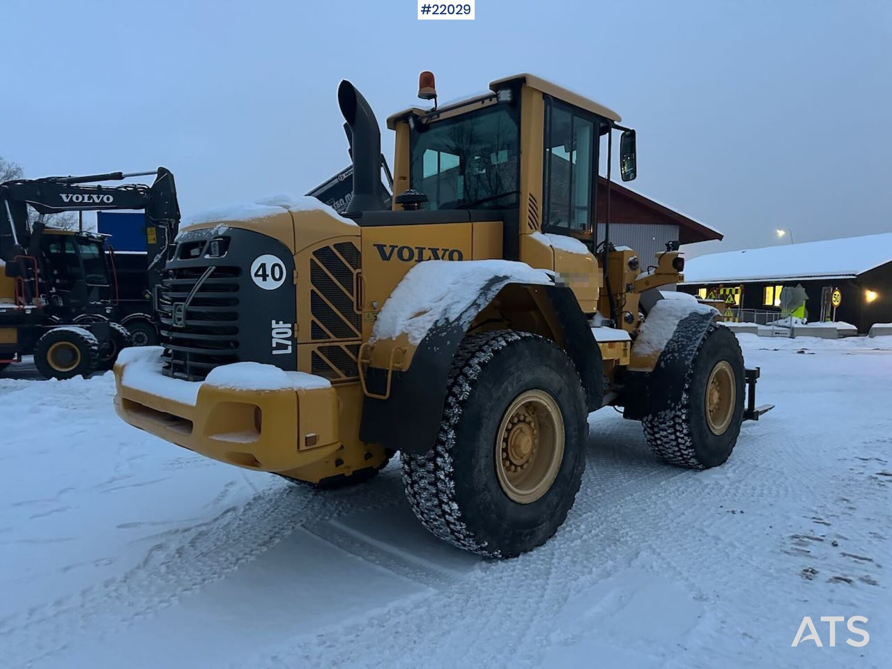 Volvo L70F hjullaster m/ vinter- og sommerdekk og planeringskuffe. En eier! Se video - Fadrom me goma: foto 4 Volvo L70F hjullaster m/ vinter- og sommerdekk og planeringskuffe. En eier! Se video - Fadrom me goma: foto 4