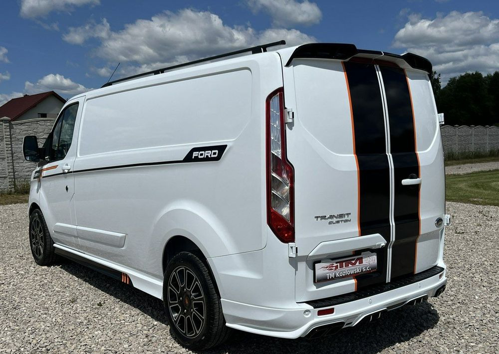 Ford Transit Custom - Furgon i vogël: foto 4 Ford Transit Custom - Furgon i vogël: foto 4