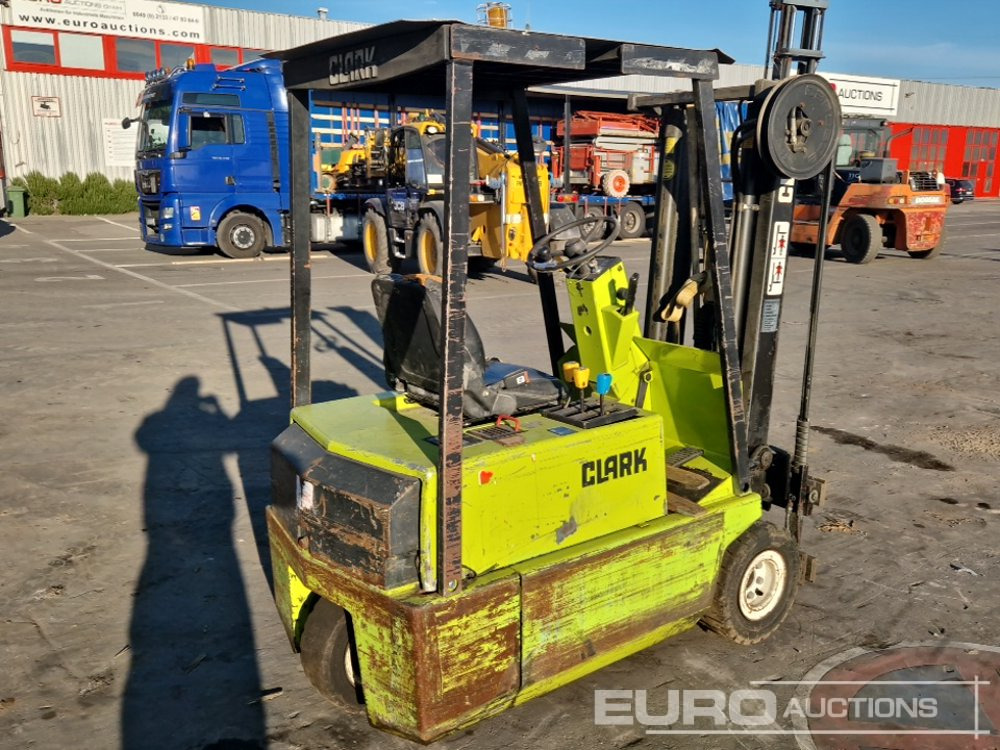 1988 Clark TM15 - Pirun elektrik: foto 4 1988 Clark TM15 - Pirun elektrik: foto 4