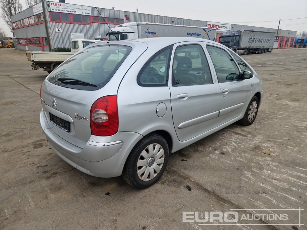 2004 Citroen Xsara Picasso - Veturë: foto 5 2004 Citroen Xsara Picasso - Veturë: foto 5