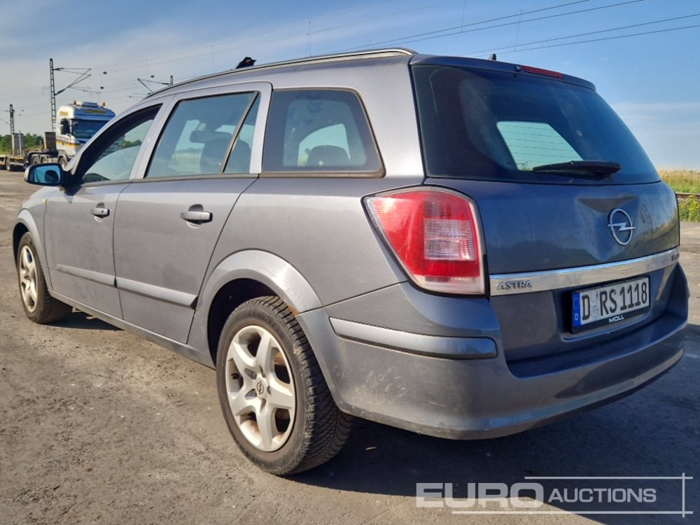 2007 Opel Astra - Veturë: foto 3 2007 Opel Astra - Veturë: foto 3