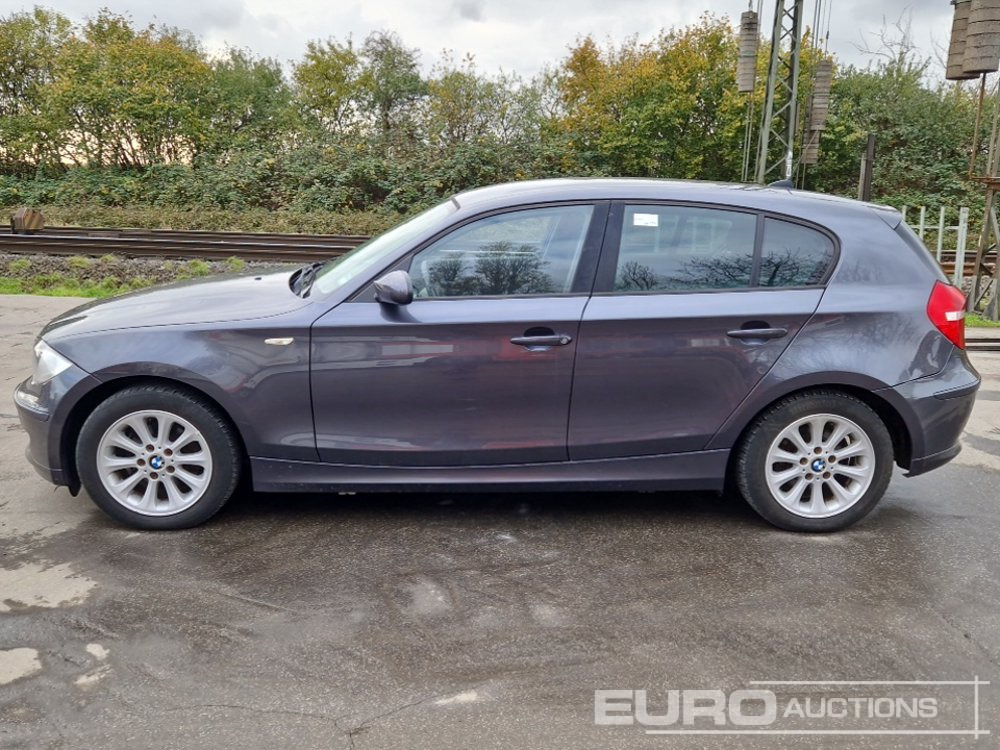 2008 BMW 1 Series - Veturë: foto 2 2008 BMW 1 Series - Veturë: foto 2
