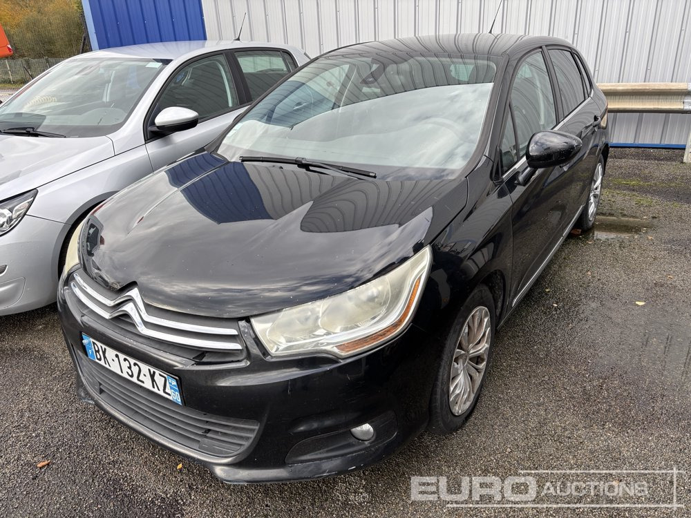 2011 Citreon C4 - Veturë: foto 1 2011 Citreon C4 - Veturë: foto 1