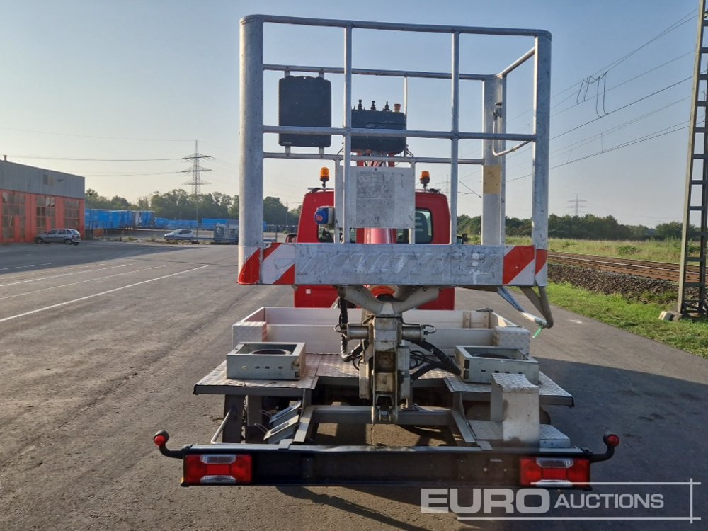 2012 Iveco 35S11 - Platformë ajrore e montuar në kamion: foto 4 2012 Iveco 35S11 - Platformë ajrore e montuar në kamion: foto 4