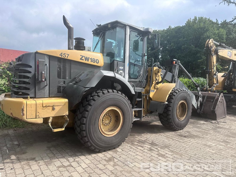 2013 Hitachi ZW180 - Fadrom me goma: foto 2 2013 Hitachi ZW180 - Fadrom me goma: foto 2