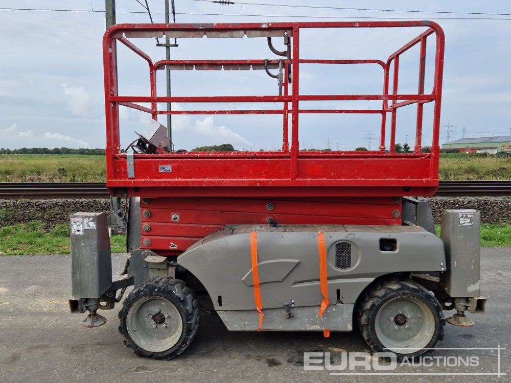 2014 Haulotte Compact 12DX - Platformë ajrore: foto 2 2014 Haulotte Compact 12DX - Platformë ajrore: foto 2