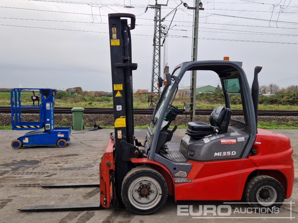 2014 Manitou MI35D - Pirun ngritës: foto 2 2014 Manitou MI35D - Pirun ngritës: foto 2