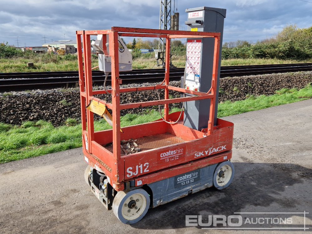 2014 SkyJack SJ12 - Platformë ajrore: foto 1 2014 SkyJack SJ12 - Platformë ajrore: foto 1