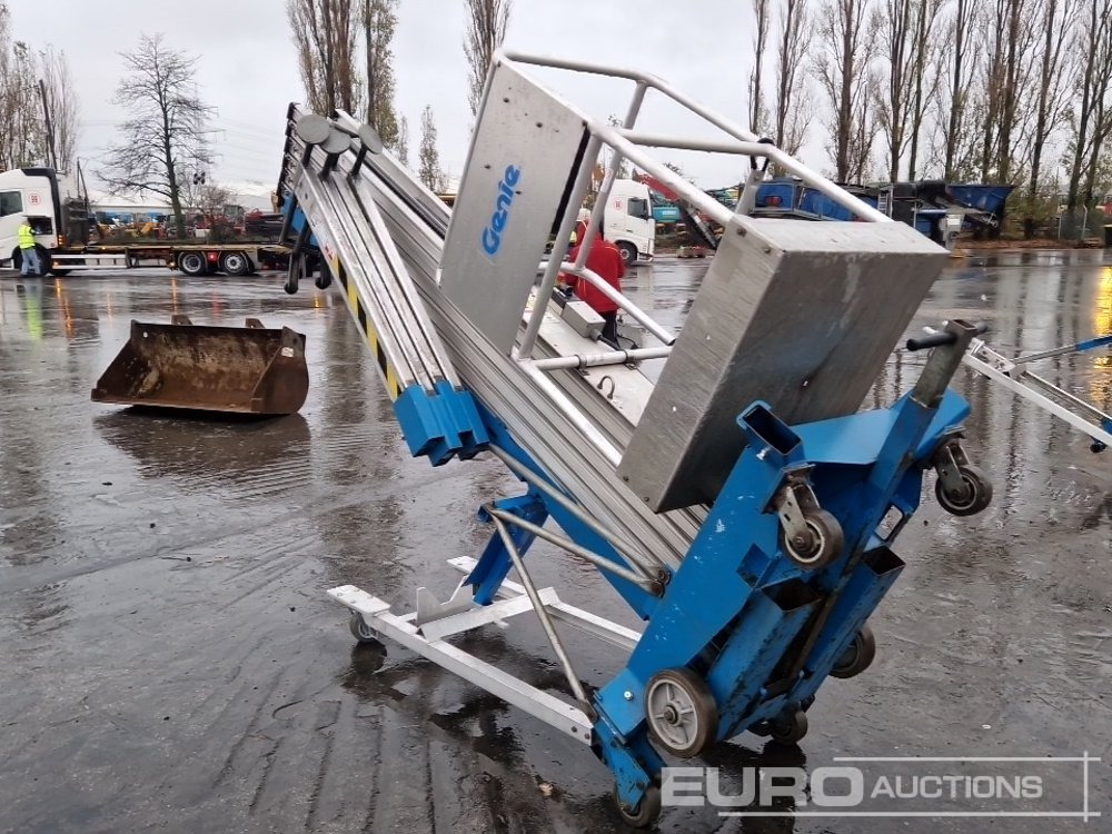 2015 Genie AWP-40S - Platformë ajrore: foto 2 2015 Genie AWP-40S - Platformë ajrore: foto 2