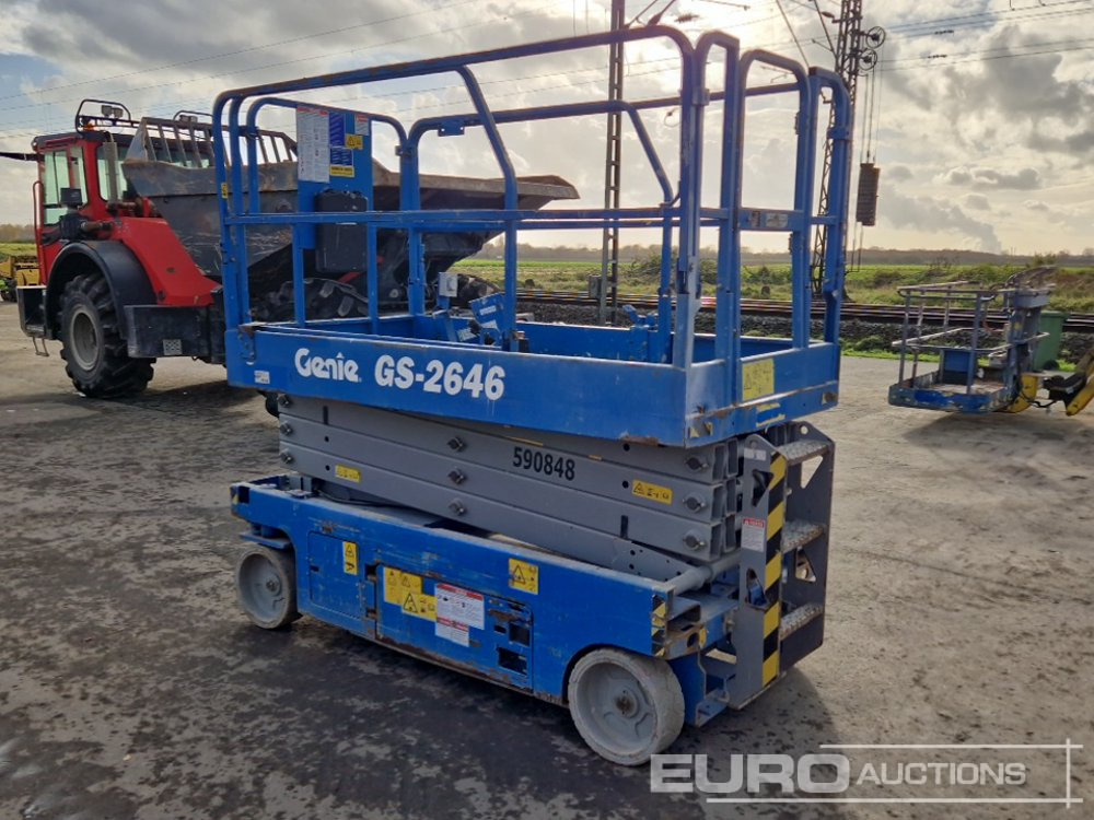 2015 Genie GS-2646 - Platformë ajrore: foto 3 2015 Genie GS-2646 - Platformë ajrore: foto 3