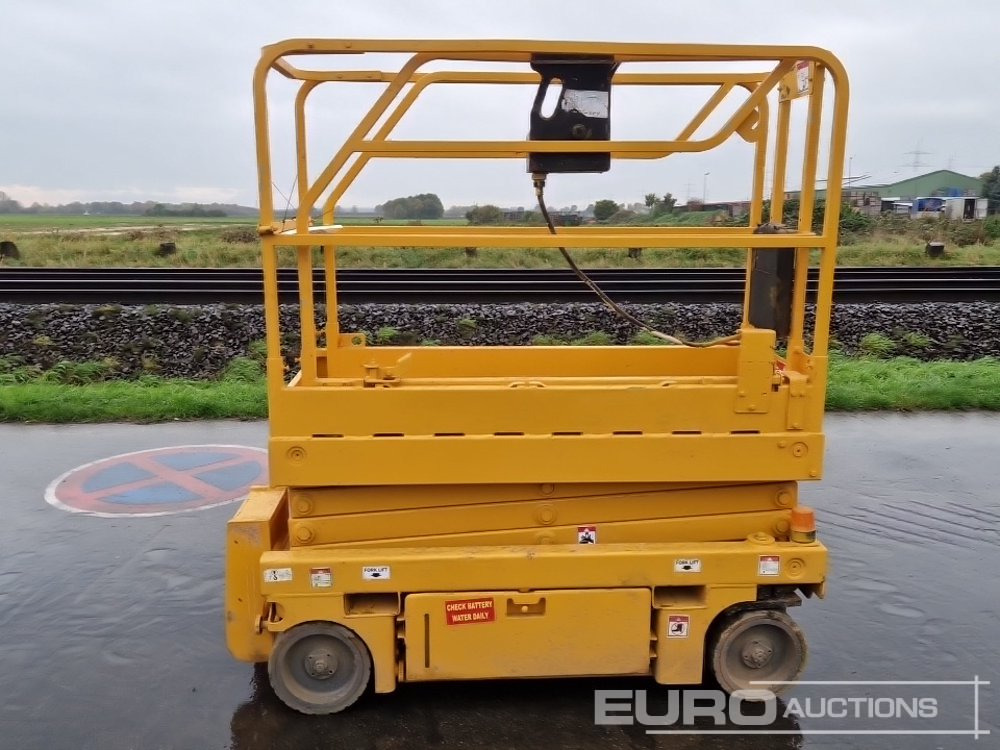 2015 Haulotte Optimum 8 - Platformë ajrore: foto 2 2015 Haulotte Optimum 8 - Platformë ajrore: foto 2