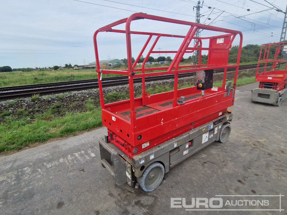 2016 Haulotte Compact 8 - Platformë ajrore: foto 3 2016 Haulotte Compact 8 - Platformë ajrore: foto 3