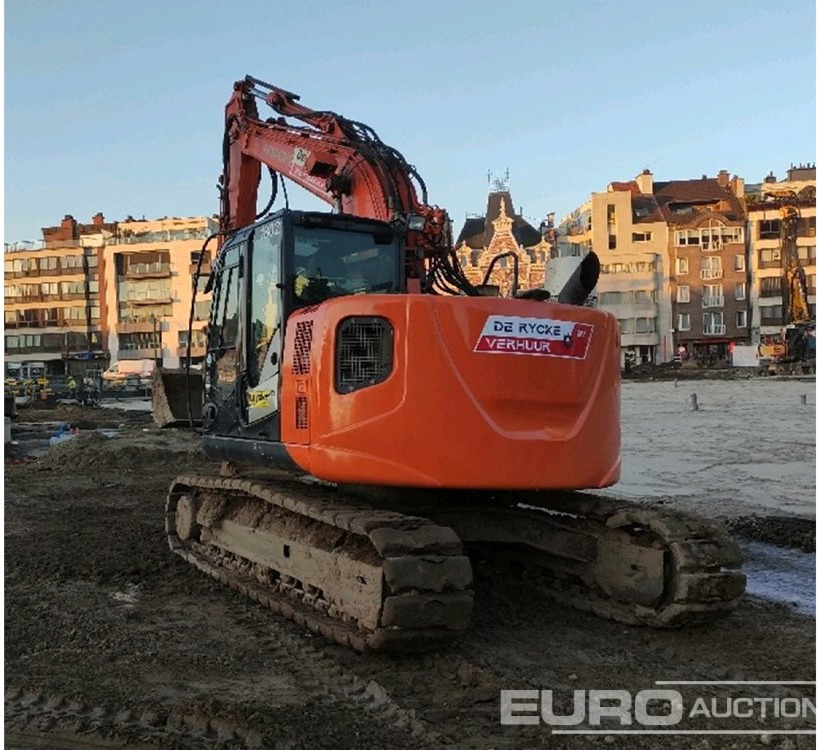 2016 Hitachi ZX135US-5B - Ekskavator me zinxhirë: foto 1 2016 Hitachi ZX135US-5B - Ekskavator me zinxhirë: foto 1