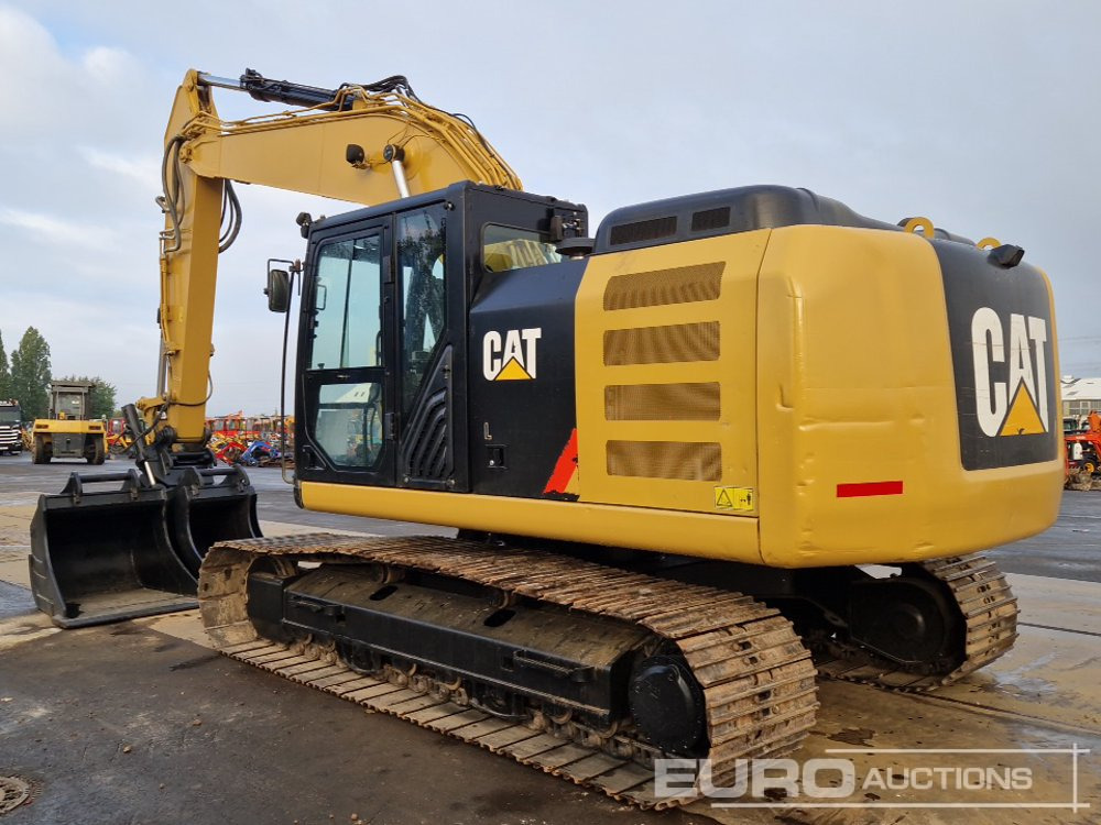 2017 CAT 320FL - Ekskavator me zinxhirë: foto 3 2017 CAT 320FL - Ekskavator me zinxhirë: foto 3