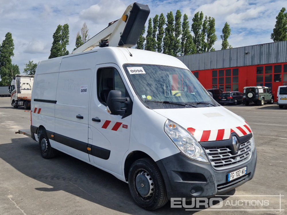 Platformë ajrore e montuar në kamion 2019 Renault Master: foto 7