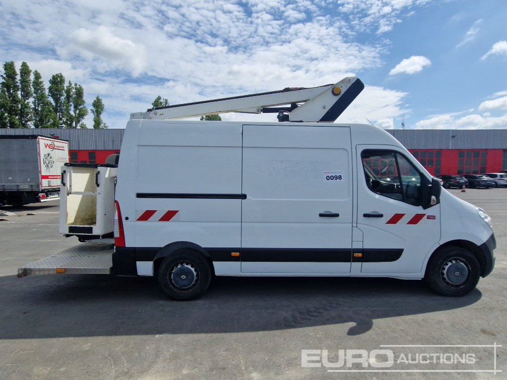 Platformë ajrore e montuar në kamion 2019 Renault Master: foto 6