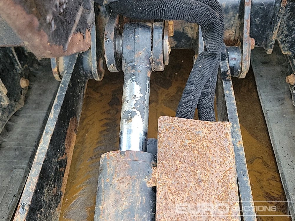 Miniekskavator 2022 JCB 16C-1 T3: foto 28 Miniekskavator 2022 JCB 16C-1 T3: foto 28