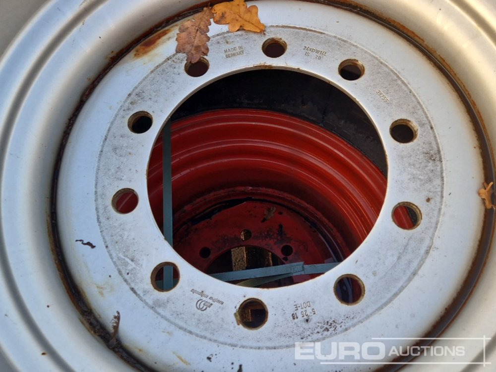 450/70R24 Tyres with Rims (2 of) - Gomë: foto 5 450/70R24 Tyres with Rims (2 of) - Gomë: foto 5