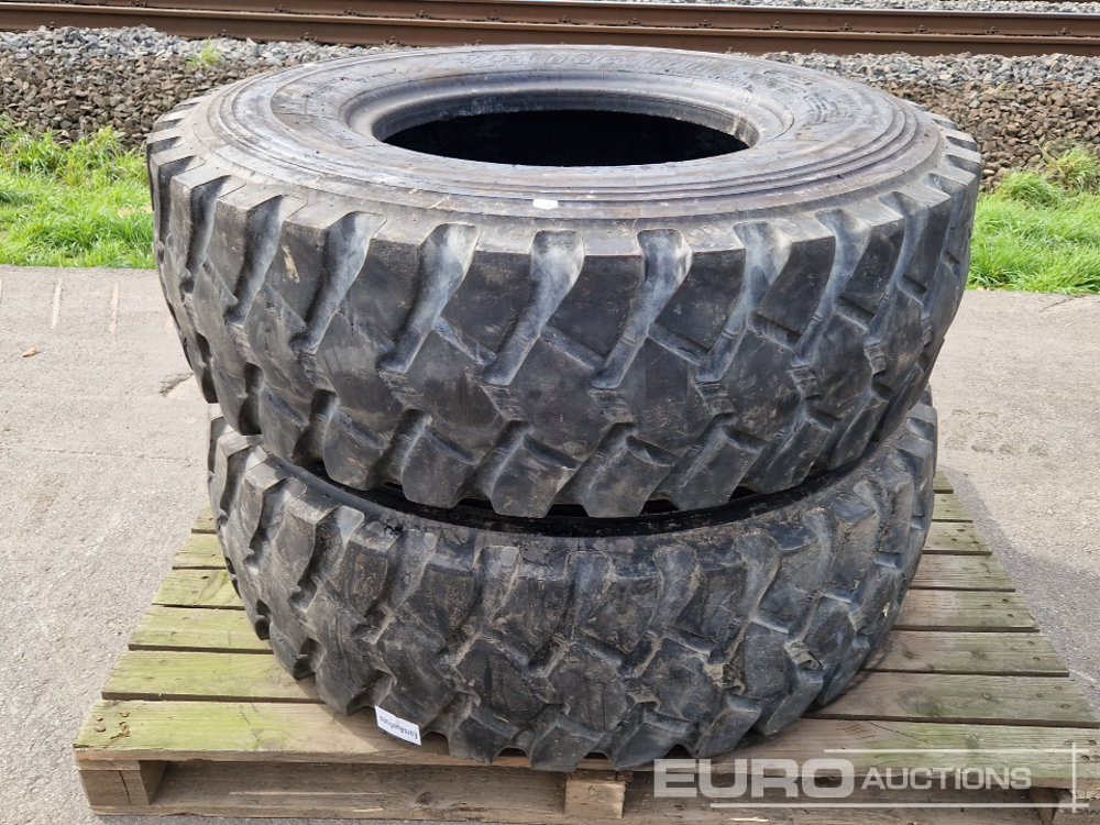 Bridgestone 445/80R25 Tyres (2 of) - Gomë: foto 1 Bridgestone 445/80R25 Tyres (2 of) - Gomë: foto 1