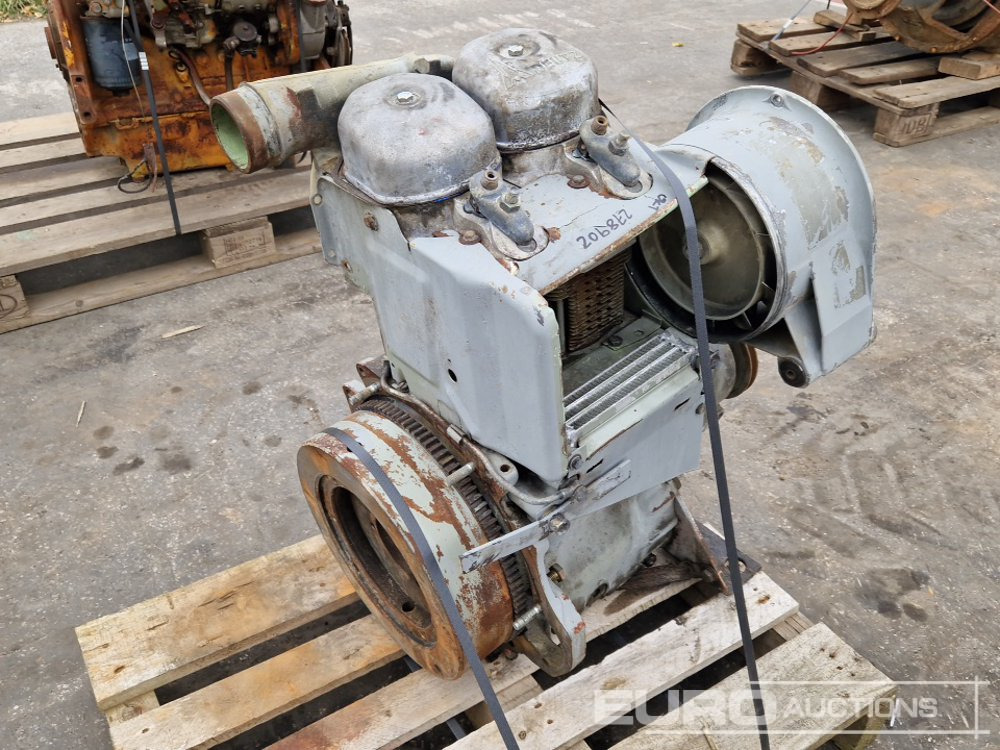 Deutz 2 Cylinder Diesel Engine - Motori: foto 1 Deutz 2 Cylinder Diesel Engine - Motori: foto 1