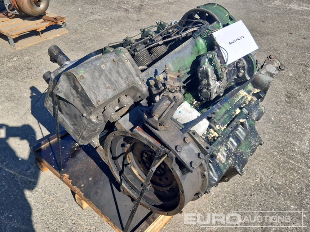 Deutz F4L912 - Motori: foto 1 Deutz F4L912 - Motori: foto 1