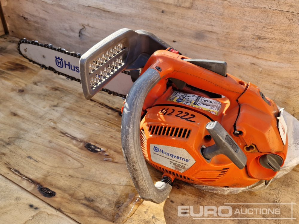 Husqvarna Chainsaws (2 of) - Pajisje ndërtimi: foto 5 Husqvarna Chainsaws (2 of) - Pajisje ndërtimi: foto 5