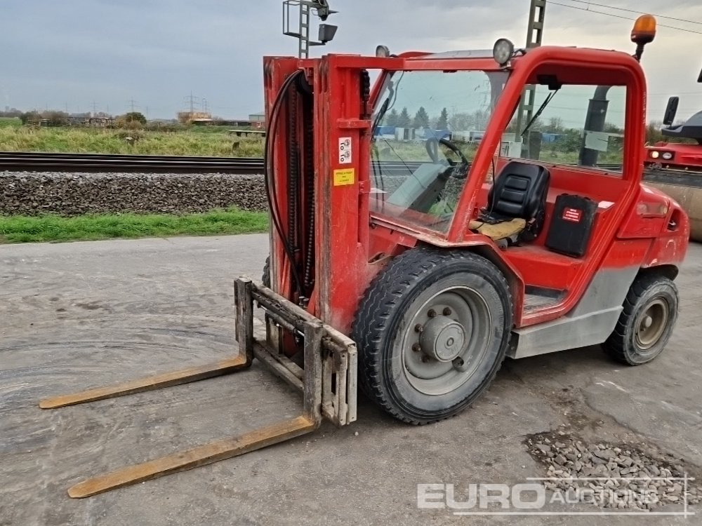 Manitou MSI 25 - Ngarkues me pirun për terren të ashpër: foto 1 Manitou MSI 25 - Ngarkues me pirun për terren të ashpër: foto 1