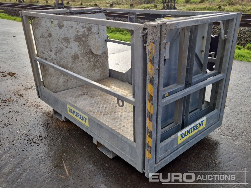 2013 Manitou 2.25/4 MT Manbasket to suit Telehandler - Pajisje për trajtimin e materialeve: foto 1 2013 Manitou 2.25/4 MT Manbasket to suit Telehandler - Pajisje për trajtimin e materialeve: foto 1