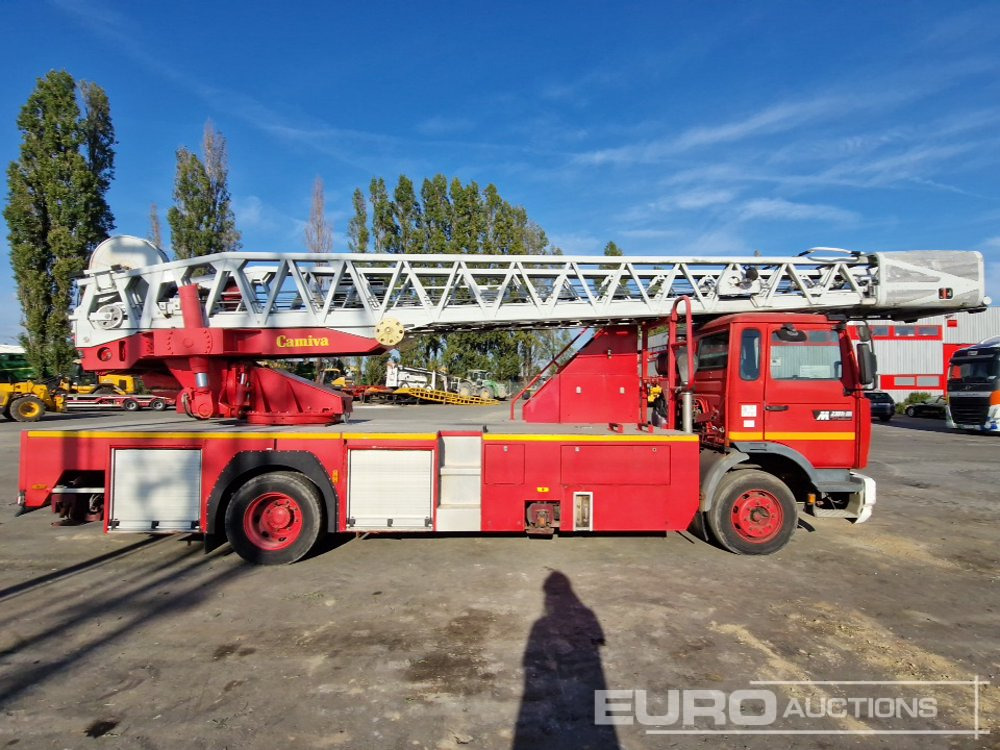 Renault M230TI 4x2 Firebrigade Access Truck, Manual Gearbox - Platformë ajrore e montuar në kamion: foto 5 Renault M230TI 4x2 Firebrigade Access Truck, Manual Gearbox - Platformë ajrore e montuar në kamion: foto 5