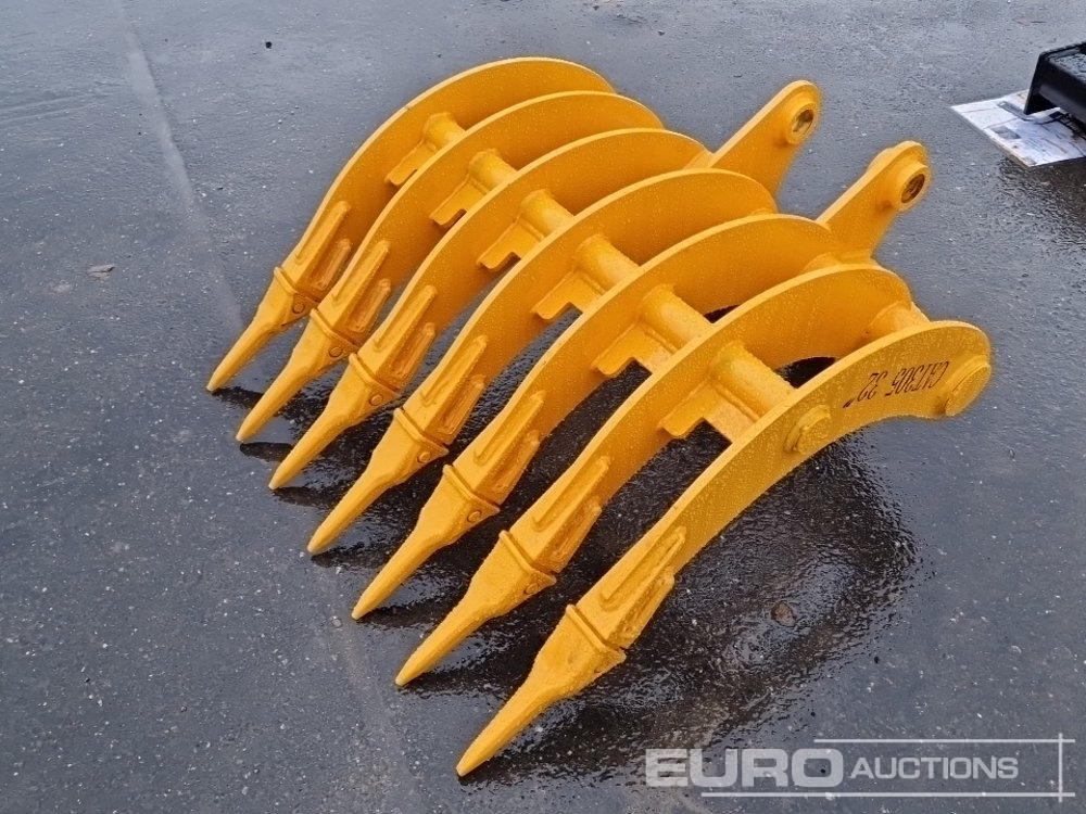 Unused 2025 GIYI 32" Rake to suit CAT 305 - Kovë: foto 1 Unused 2025 GIYI 32" Rake to suit CAT 305 - Kovë: foto 1