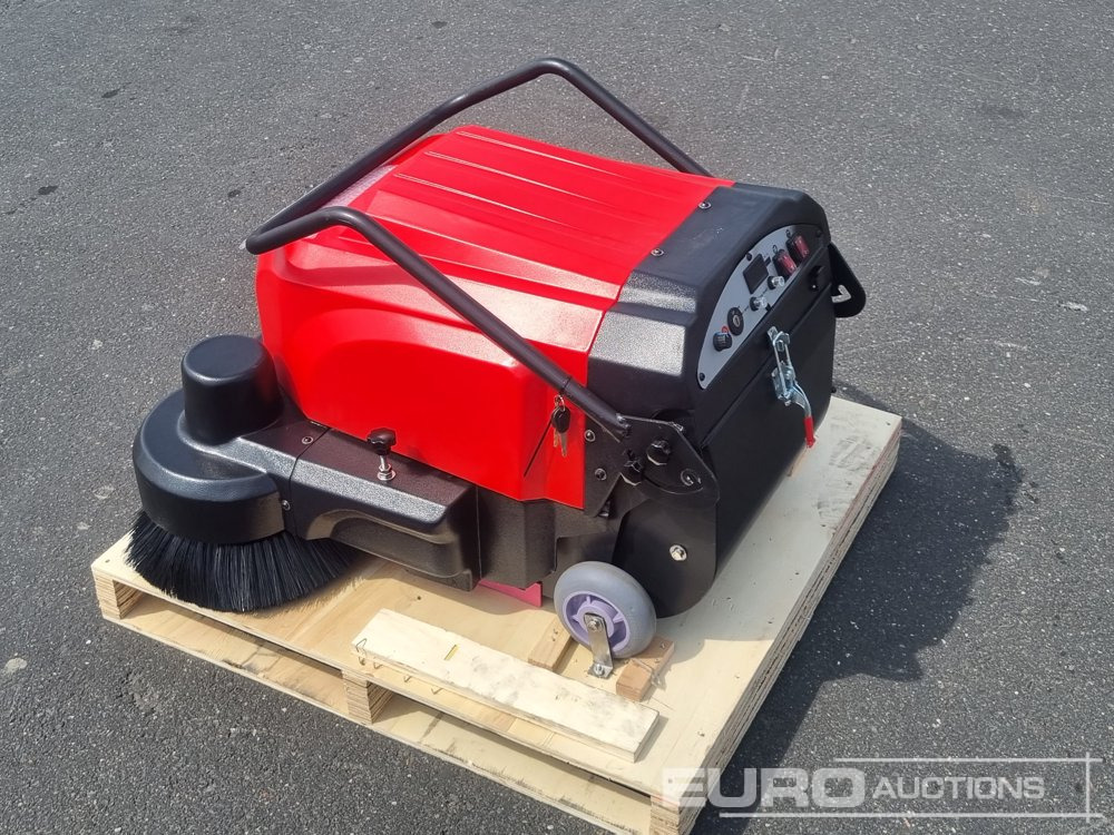 Unused Walk Behind Sweeper - Makineri fshirëse-thithëse: foto 2 Unused Walk Behind Sweeper - Makineri fshirëse-thithëse: foto 2