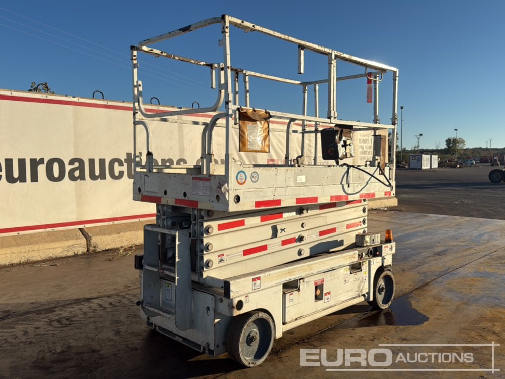 2014 Haulotte Compact 12 - Platformë ajrore: foto 5 2014 Haulotte Compact 12 - Platformë ajrore: foto 5