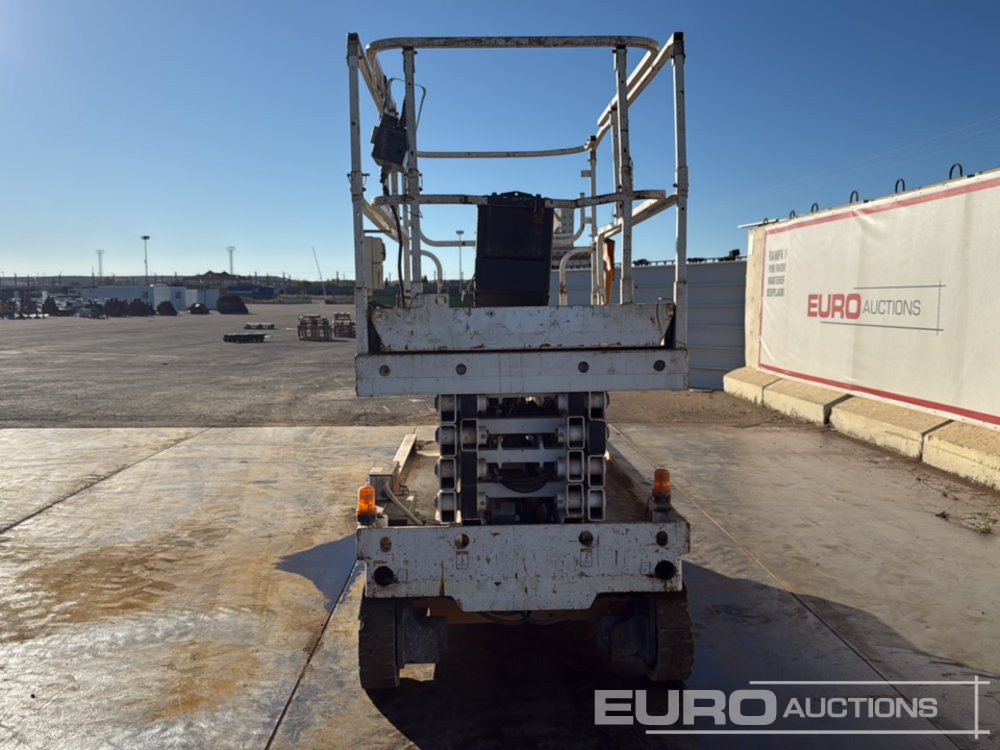 2014 Haulotte Compact 12 - Platformë ajrore: foto 4 2014 Haulotte Compact 12 - Platformë ajrore: foto 4