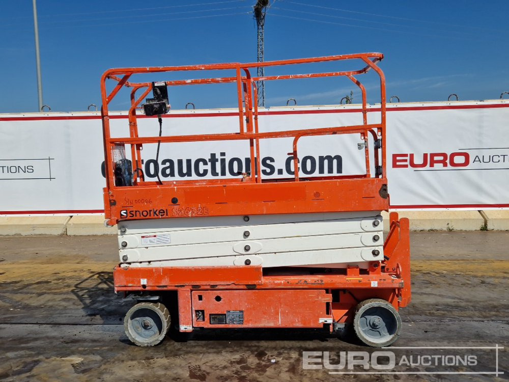 2015 Snorkel S2632E - Platformë ajrore: foto 2 2015 Snorkel S2632E - Platformë ajrore: foto 2
