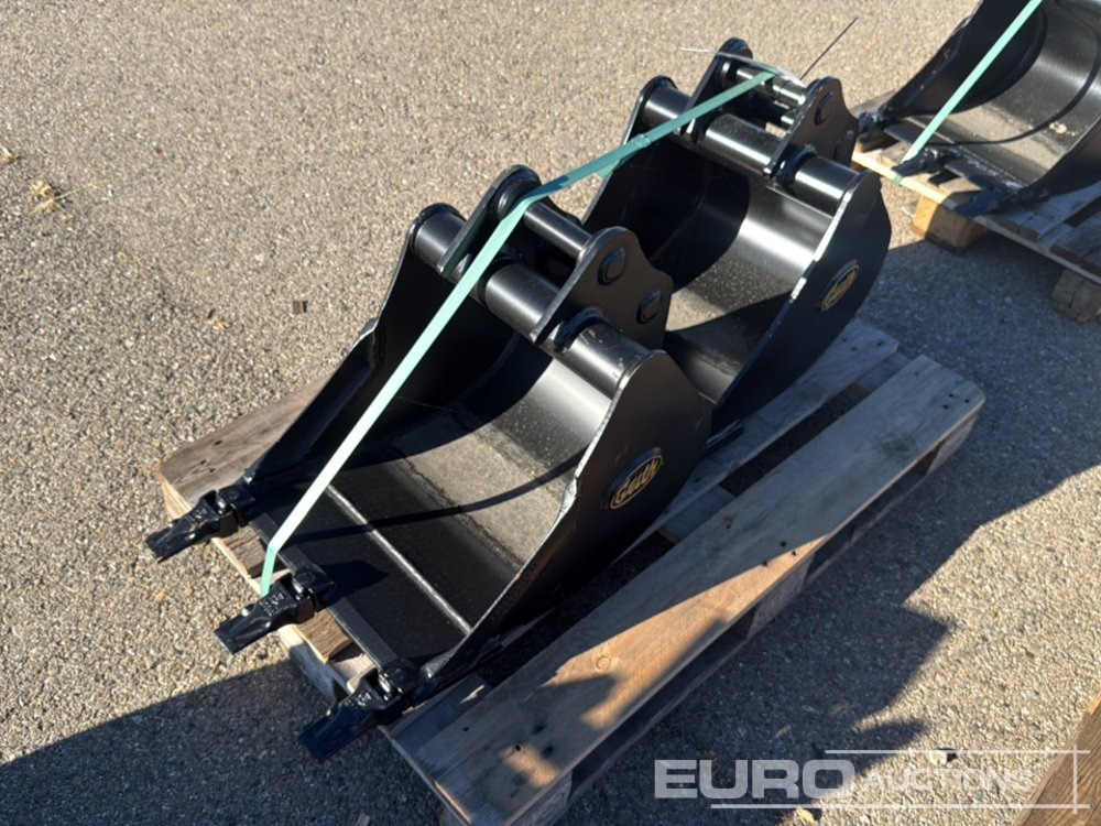 Geith Digging Bucket H03-0450-11404 to suit MCR1009 (S/N 1175045), Bucket H03-0450-11071 to Suit MCR1009 (S/N 1166016) - Kovë: foto 3 Geith Digging Bucket H03-0450-11404 to suit MCR1009 (S/N 1175045), Bucket H03-0450-11071 to Suit MCR1009 (S/N 1166016) - Kovë: foto 3