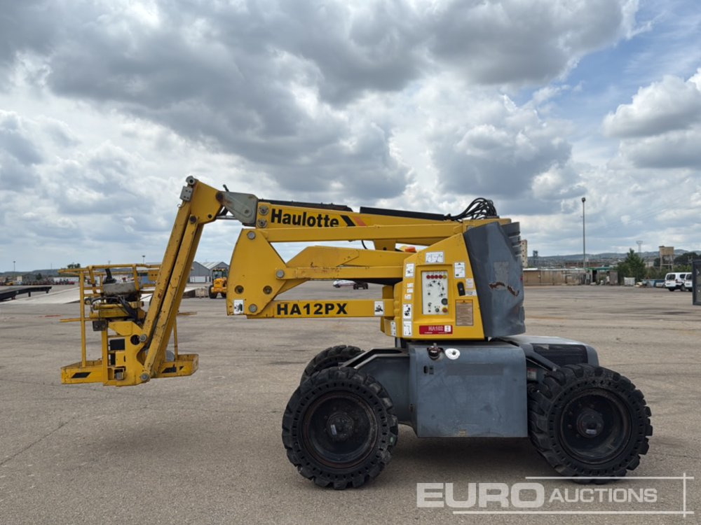 Haulotte HA12PX - Platformë ajrore: foto 2 Haulotte HA12PX - Platformë ajrore: foto 2