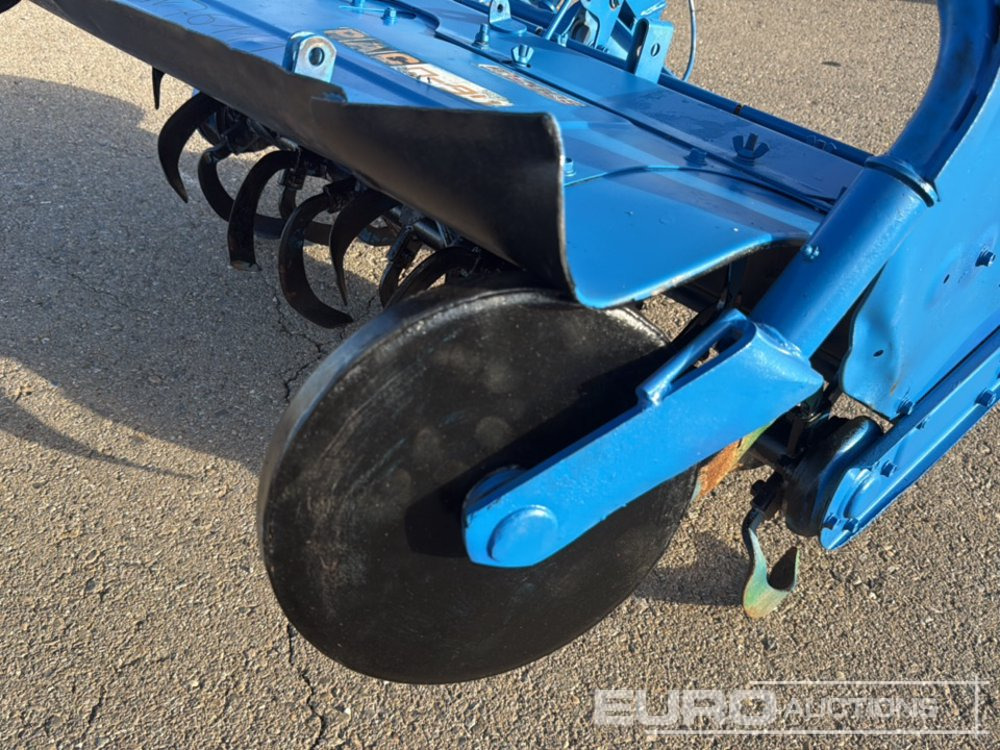 Makineri bujqësore Mitsubishi P1200S: foto 6