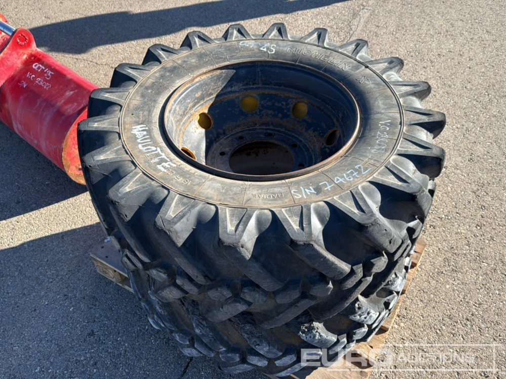 Michelin 15R 22.5XF Tyres & Rim to suit Haulotte HA20/25 (2 of) - Gomë: foto 2 Michelin 15R 22.5XF Tyres & Rim to suit Haulotte HA20/25 (2 of) - Gomë: foto 2
