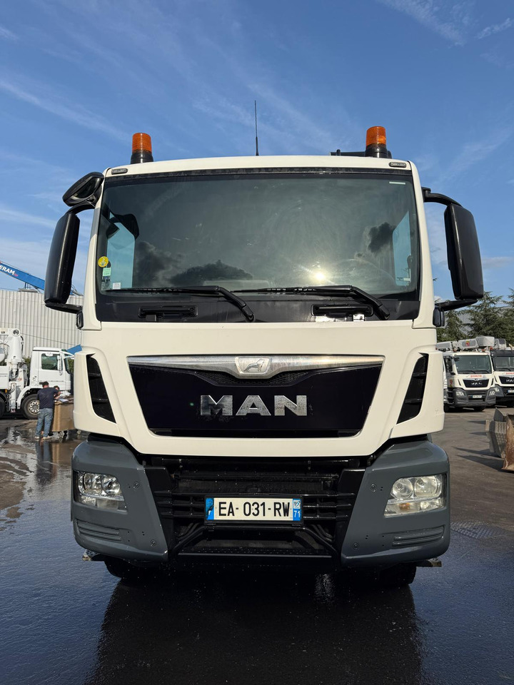 Camion béton MAN TGS 32.400 EA-031-RW - Autobetoniere: foto 1 Camion béton MAN TGS 32.400 EA-031-RW - Autobetoniere: foto 1