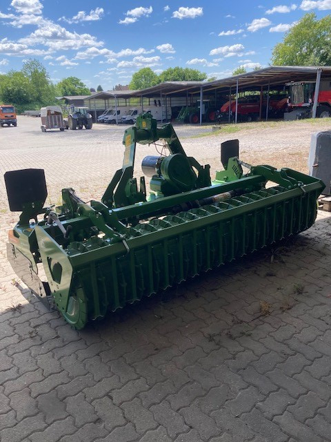 Amazone KE 3002-190 Anbaukreiselegge - Pajisje për lirimin e tokës: foto 3 Amazone KE 3002-190 Anbaukreiselegge - Pajisje për lirimin e tokës: foto 3