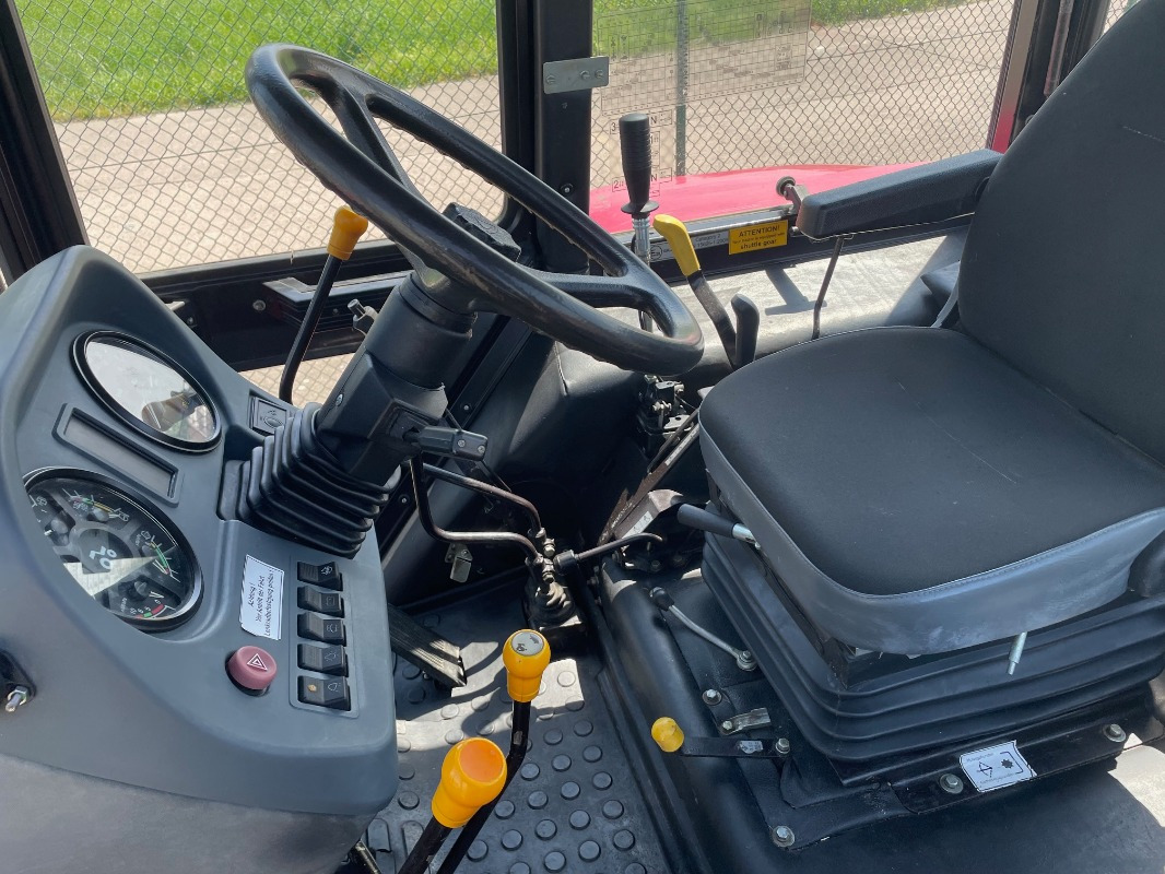 Belarus 920.4 - Traktor: foto 4 Belarus 920.4 - Traktor: foto 4