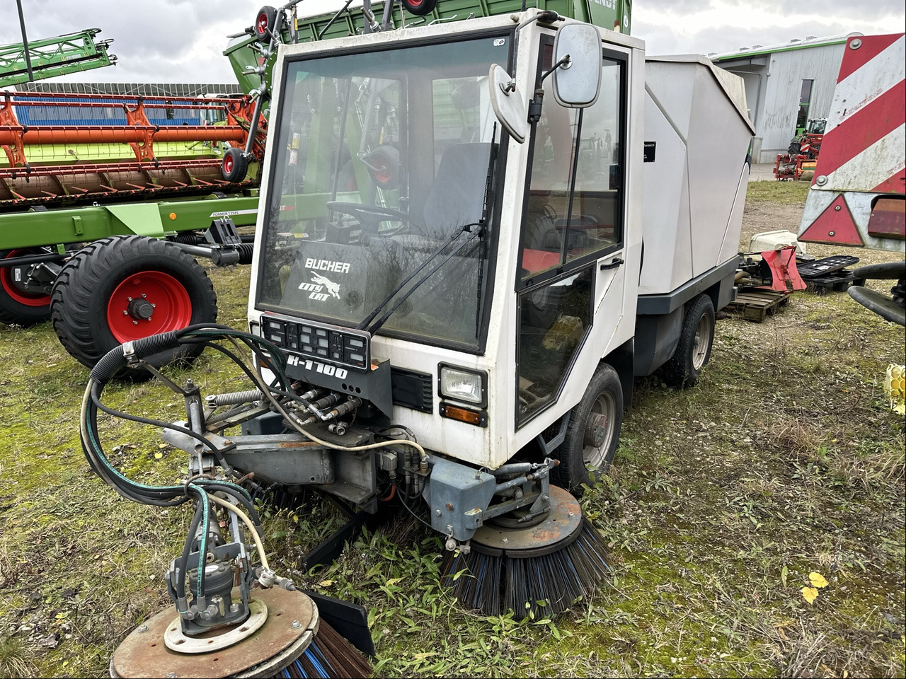 Bucher CityCat K1700 Kehrmasch - Korrëse bari: foto 1 Bucher CityCat K1700 Kehrmasch - Korrëse bari: foto 1