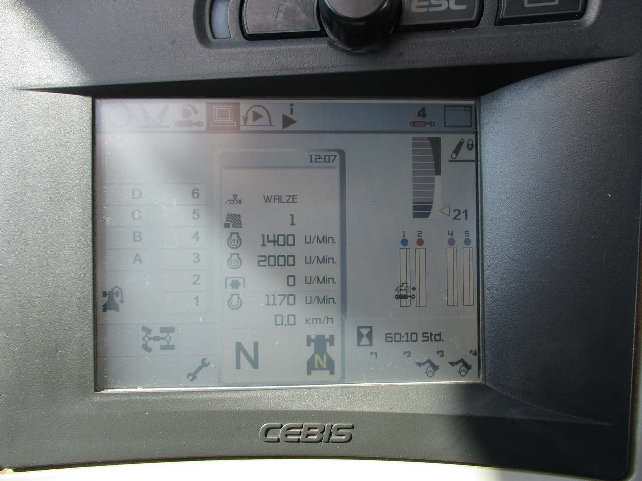 Claas Arion 640 Cebis - Traktor: foto 3 Claas Arion 640 Cebis - Traktor: foto 3