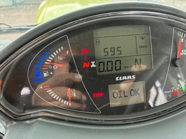 Claas Axion 870 CMATIC - Traktor: foto 2 Claas Axion 870 CMATIC - Traktor: foto 2