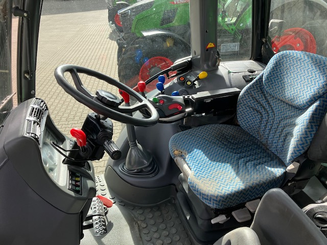 Deutz-Fahr Agrotron 150 - Traktor: foto 3 Deutz-Fahr Agrotron 150 - Traktor: foto 3