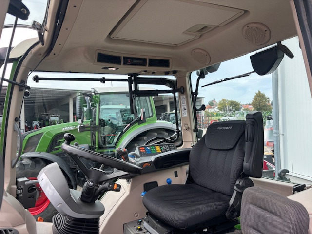 Fendt 313 Vario S4 Power - Traktor: foto 2 Fendt 313 Vario S4 Power - Traktor: foto 2